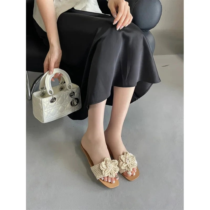 2025 New Fashion Knitted Flower Flat Bottom Slippers Women's Shoes Sweet Style Chinese Origin Sweet Style Women's Slippers